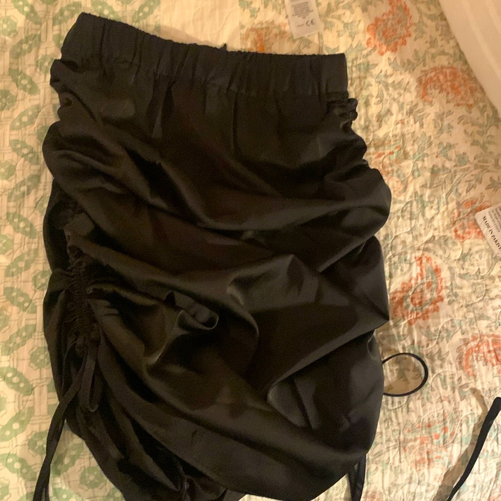 Drawstring Ruched Mini skirt - Picture 6 of 7